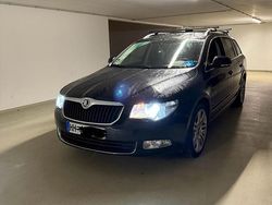 Schwarz Gebraucht 2013 Skoda Superb Kombi | 7.600 € (Guter Preis)