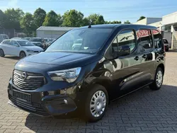 Schwarz Gebraucht 2020 Opel Combo Life Edition Van / Kleinbus | 16.950 € (Guter Preis)