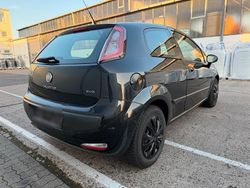 Schwarz Gebraucht 2011 Fiat Punto Kleinwagen | 3.900 € (Fairer Preis)