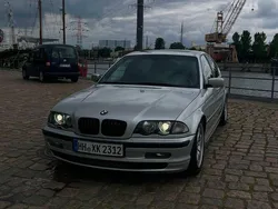 Silber Gebraucht 2000 BMW 328 Performance Limousine | 5.000 € (Fairer Preis)