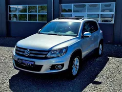 Reflexsilber metallic (metallic) Gebraucht 2012 VW Tiguan Highline SUV | 10.900 € (Fairer Preis)