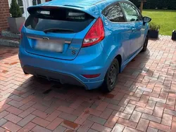 Blau Gebraucht 2013 Ford Fiesta S Kleinwagen | 3.500 €