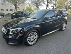 Kosmosschwarz Gebraucht 2018 Mercedes GLA250 AMG line SUV | 24.990 € (Fairer Preis)