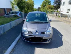 Grau Gebraucht 2010 Renault Modus Dynamique Van / Kleinbus | 3.799 € (Etwas zu teuer)