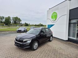 Schwarzmagic perleffekt Gebraucht 2024 Skoda Kamiq Essence SUV | 24.900 € (Fairer Preis)