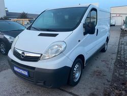 Weiß Gebraucht 2008 Opel Vivaro Van / Kleinbus | 7.997 € (Fairer Preis)