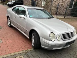 Silber Gebraucht 2000 Mercedes CLK320 Coupé | 5.950 €