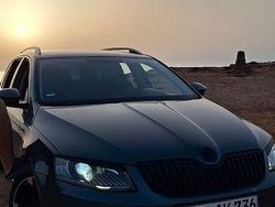Grau Gebraucht 2016 Skoda Octavia Kombi | 7.000 € (Guter Preis)