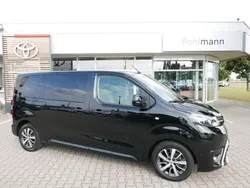Schwarz Gebraucht 2018 Toyota Proace Verso Executive Kombi | 36.930 € (Etwas zu teuer)