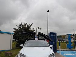 Weiß Gebraucht 2022 Tesla Model X Plaid SUV | 66.666 € (Superpreis)