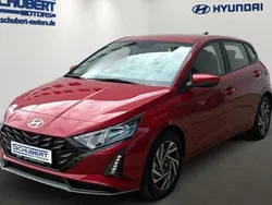 Dragon red / met Neu 2025 Hyundai i20 Trend Limousine | 23.490 € (Fairer Preis)