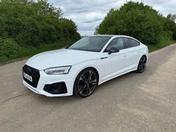 Weiß Gebraucht 2020 Audi A5 Sportback S-Line Limousine | 31.300 € (Etwas zu teuer)