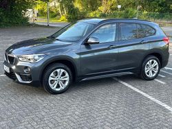 Grau Gebraucht 2017 BMW X1 Sport Line SUV | 21.400 € (Guter Preis)