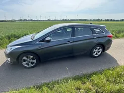 Grau Gebraucht 2014 Hyundai i40 Kombi | 5.999 € (Fairer Preis)