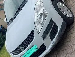 Weiß Gebraucht 2013 Suzuki Swift Club Kleinwagen | 4.500 € (Superpreis)