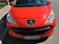 Rot Gebraucht 2009 Peugeot 207 Kleinwagen | 2.250 € (Fairer Preis)