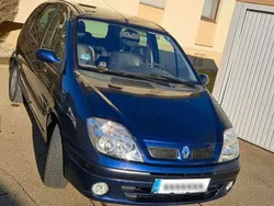 Blau Gebraucht 2003 Renault Mégane GrandTour Authentique Kombi | 1.300 € (Fairer Preis)
