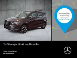 Rot Gebraucht 2025 Mercedes T180 Progressive Van / Kleinbus | 37.480 €