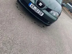 Grün Gebraucht 2002 Seat Ibiza Kleinwagen | 1.300 € (Guter Preis)