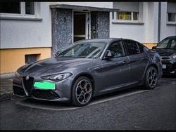 Grau Gebraucht 2024 Alfa Romeo Giulia Veloce Limousine | 31.999 € (Superpreis)