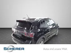 Deep black perleffekt (metallic) Gebraucht 2024 VW T-Cross R-line SUV | 27.950 € (Fairer Preis)