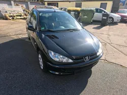 Schwarz Gebraucht 2004 Peugeot 206 Kleinwagen | 1.600 €