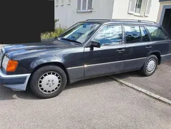 Gebraucht 1992 Mercedes E230 Kombi | 3.900 €