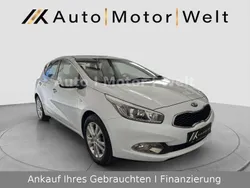 (wd) carraraweiss Gebraucht 2014 Kia Ceed FIFA World Cup Edition Limousine | 7.400 € (Fairer Preis)