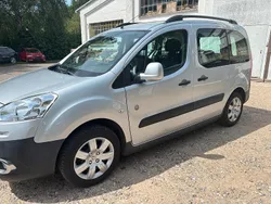 Silber Gebraucht 2012 Peugeot Partner Tepee Van / Kleinbus | 5.600 €