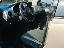 Silber Gebraucht 2014 VW up! Highline Kleinwagen | 5.500 € (Fairer Preis)