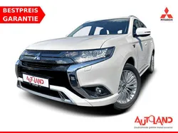 Weiß Gebraucht 2020 Mitsubishi Outlander P-HEV Spirit SUV | 23.950 € (Fairer Preis)