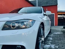 Weiß Gebraucht 2011 BMW 318 M Sport Kombi | 8.999 € (Teuer)
