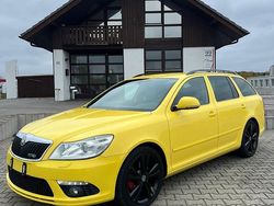 Gelb Gebraucht 2012 Skoda Octavia RS Kombi | 6.490 € (Superpreis)