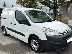 Weiß Gebraucht 2018 Citroën Berlingo Van / Kleinbus | 3.200 €