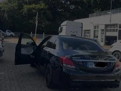 Schwarz Gebraucht 2015 Mercedes C180 AMG Limousine | 19.500 € (Fairer Preis)