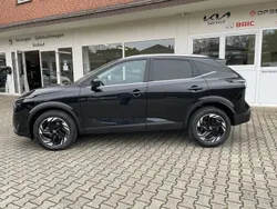 Schwarz Gebraucht 2024 Nissan Qashqai N-Connecta SUV | 30.950 € (Fairer Preis)