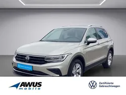 Silber / ivory silver (metallic) Gebraucht 2024 VW Tiguan Move SUV | 35.990 € (Fairer Preis)