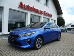 Blau Gebraucht 2019 Kia Ceed Platinum Edition Limousine | 16.750 € (Fairer Preis)