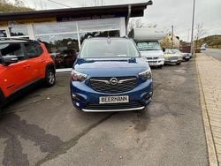 Blau Gebraucht 2018 Opel Combo Life Innovation Van / Kleinbus | 15.490 € (Guter Preis)