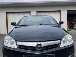 Gebraucht 2009 Opel Tigra Edition Cabrio | 3.900 € (Teuer)