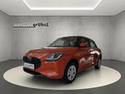 Flame orange pearl met. Neu 2025 Suzuki Swift Club Kleinwagen | 21.530 €