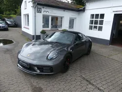 Grau Gebraucht 2023 Porsche 911 Targa 4 Cabrio | 182.990 € (Fairer Preis)