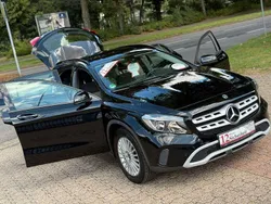 Schwarz Gebraucht 2019 Mercedes GLA200 SUV | 17.500 € (Superpreis)