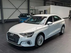 Weiß Gebraucht 2022 Audi A3 Advanced Limousine | 21.900 € (Fairer Preis)