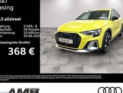 Gelb Neu 2025 Audi A3 Sportback Ambiente Limousine | 43.980 € (Teuer)