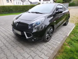 Schwarz Gebraucht 2010 Renault Wind Cabrio | 5.550 €