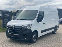 Weiss Gebraucht 2024 Renault Master Van | 23.800 € (Etwas zu teuer)