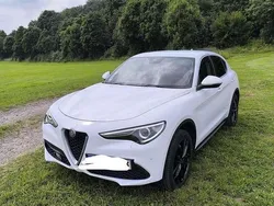 Weiß Gebraucht 2019 Alfa Romeo Stelvio Super SUV | 25.599 € (Fairer Preis)
