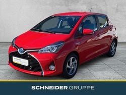 Rot Gebraucht 2017 Toyota Yaris Hybrid Edition-S Kleinwagen | 11.380 € (Guter Preis)