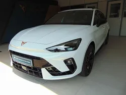 Weiß Neu 2025 Cupra Leon VZ Limousine | 52.890 €